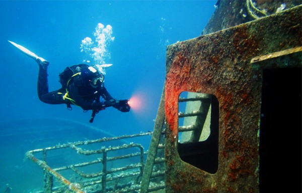 Two-Dive Boat Trip with Wreck in Hurghada
