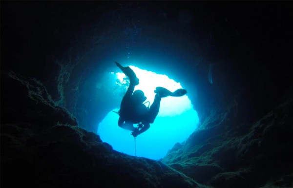 Blue Hole Dahab Diving (Certified Divers)